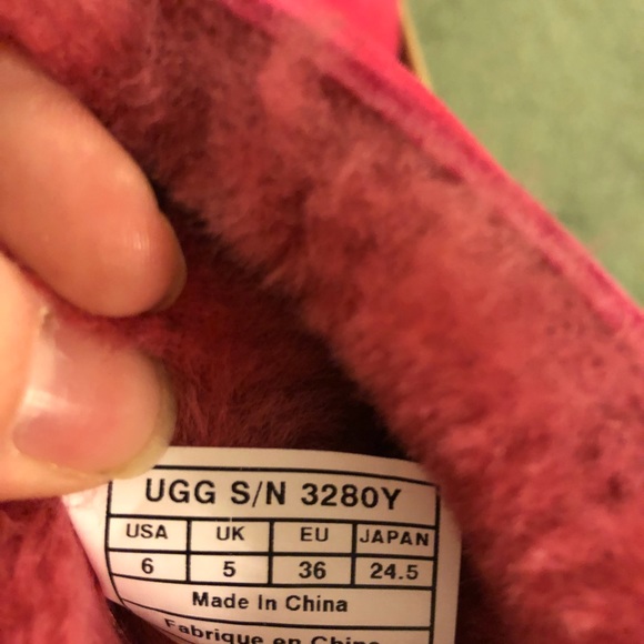 Bailey bow uggs - Picture 8 of 8